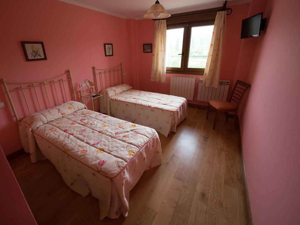 Hôtel Casa Rural Martxoenea Landetxea à Arruazu Extérieur photo